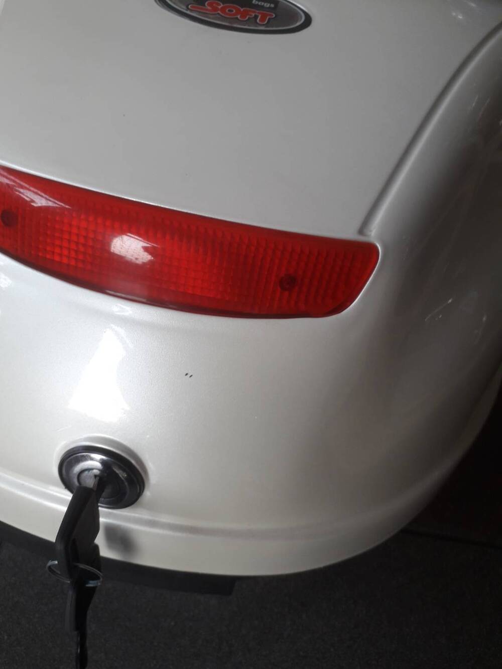 Bauletto 28 litri Bauletto 28 litri BIANCO 566 (4)