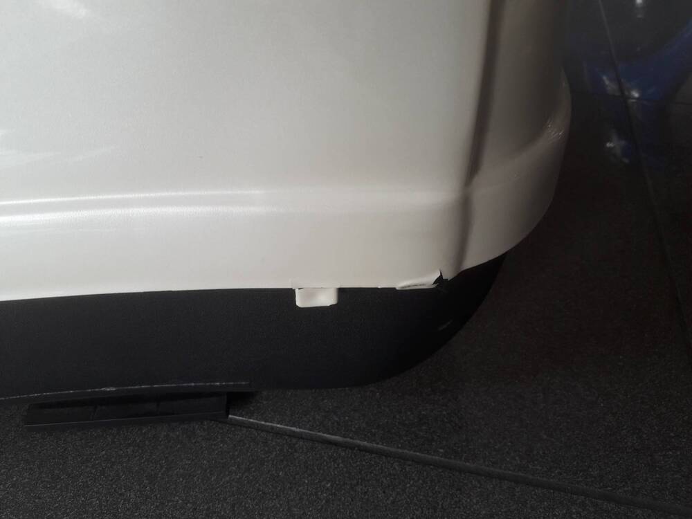 Bauletto 28 litri Bauletto 28 litri BIANCO 566 (8)