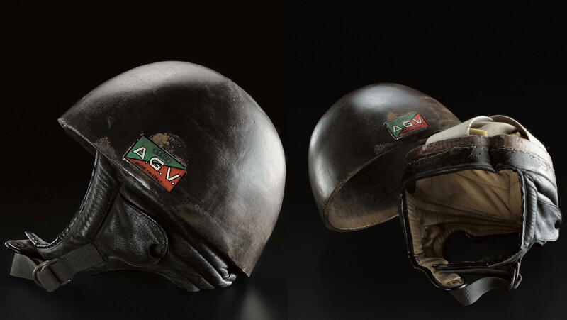 Il primo casco AGV mai prodotto (calotta in cuoio, 1947)