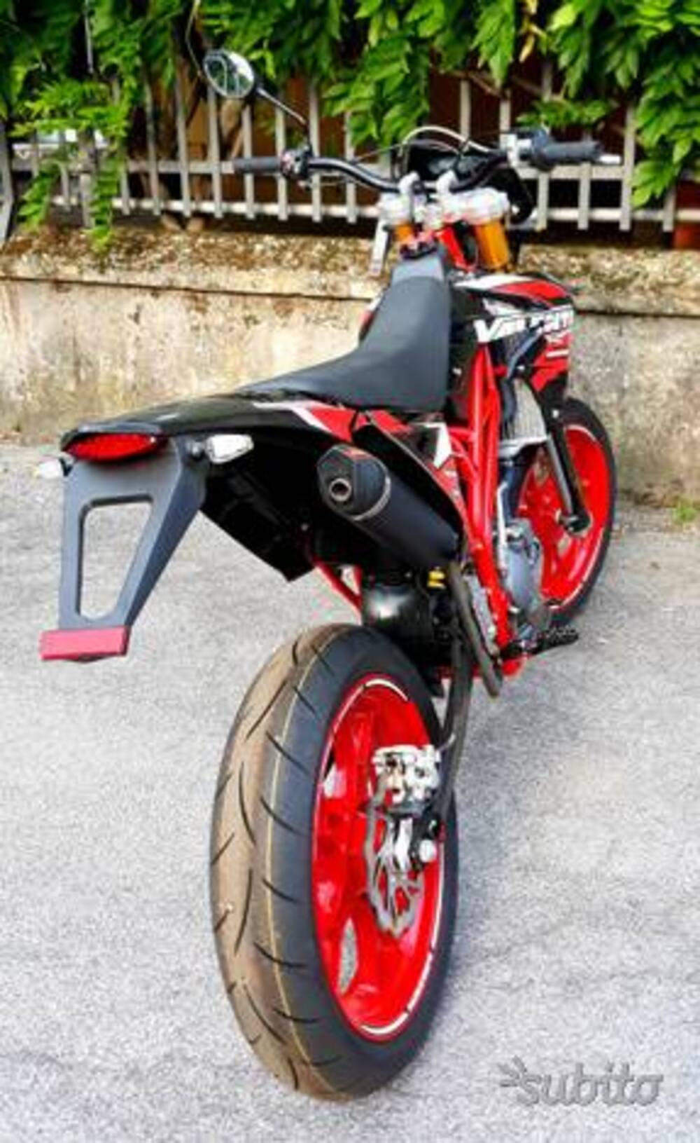 Valenti N 01 50 Naked (2015 - 18) (3)