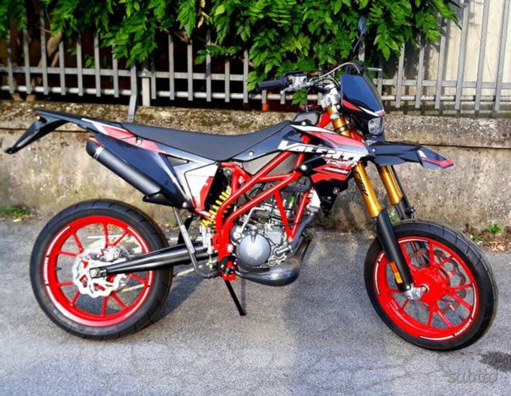 Valenti N 01 50 Naked (2015 - 18)