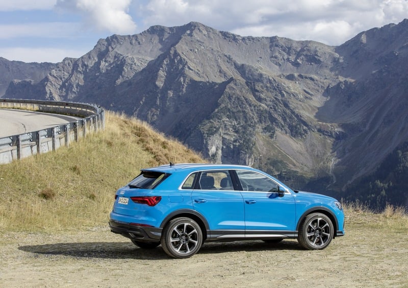 Audi Q3 (2018-->>) (6)