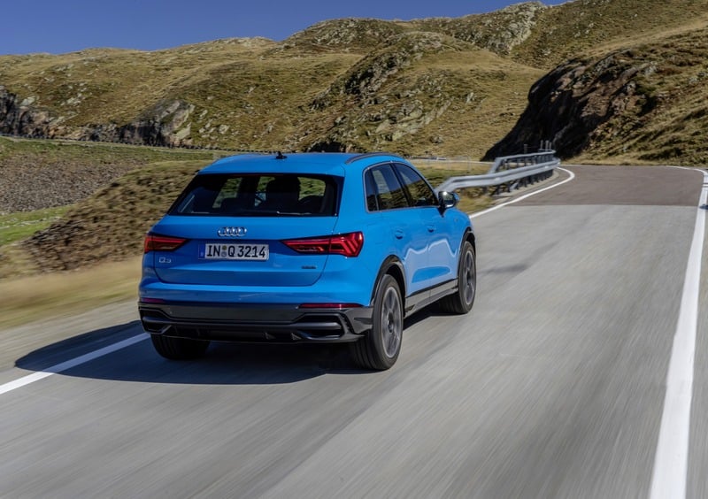 Audi Q3 (2018-->>) (5)