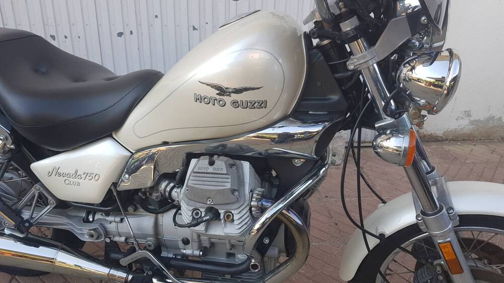 Moto Guzzi Nevada 750 Club (2002 - 06) (3)