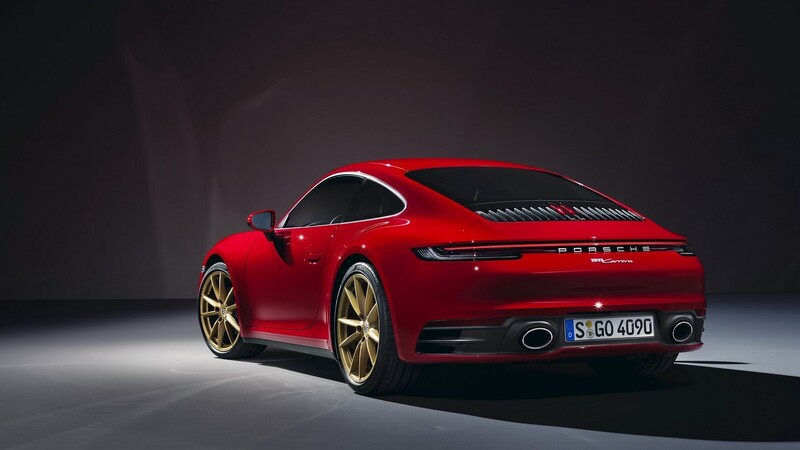 Porsche 911 Carrera: la entry level della gamma 992