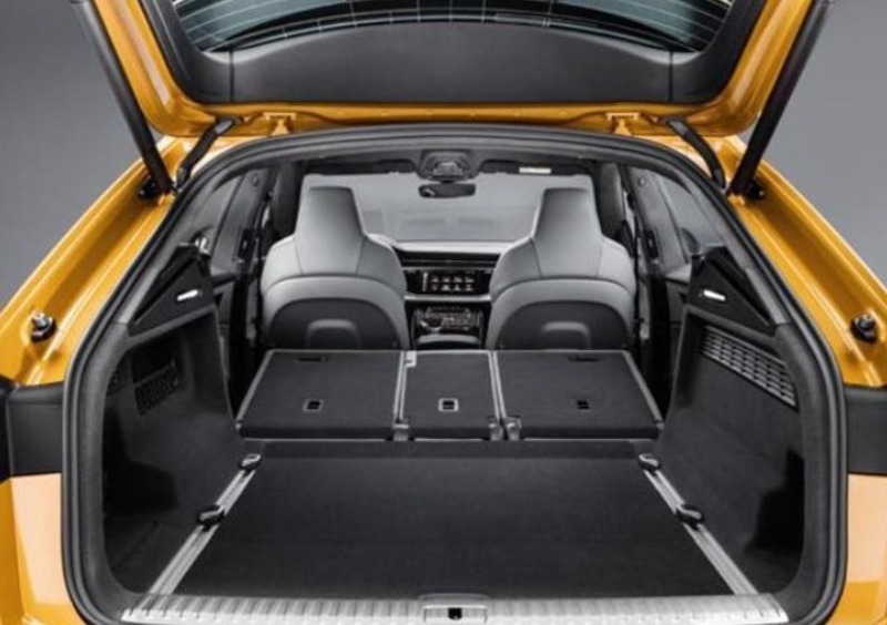 Audi Q8 (2018-->>) (20)