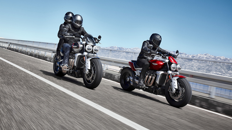 Triumph Rocket 3GT e Rocket 3R: 2.500 cc e due versioni