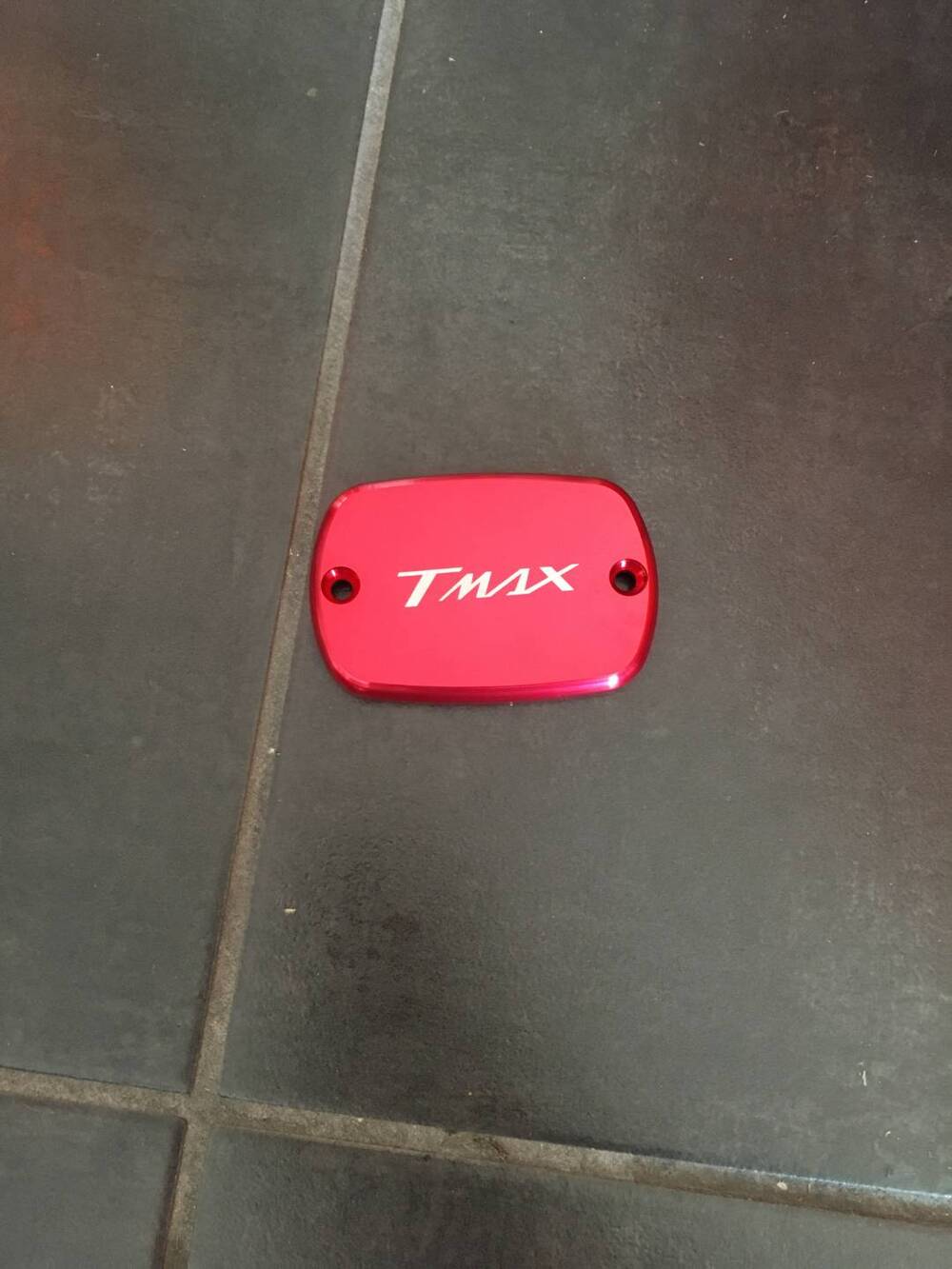 COPERCHIO VASCHETTA FRENO T MAX 530 L.L.S.