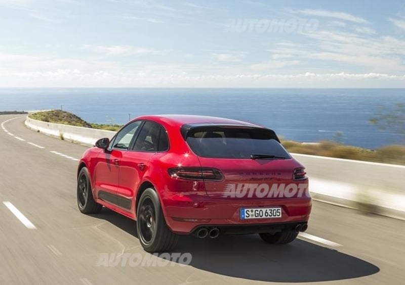 Porsche Macan (2013-->>) (22)