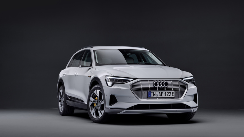 Audi e-tron, in arrivo la 50 quattro da 313 CV