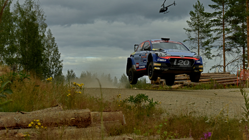 WRC 2019 Finlandia. Tutto in 2 secondi. Latvala-Meeke, Toyota, Tanak dietro a Lappi