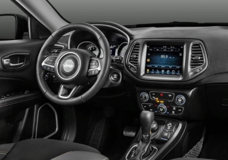 Jeep Compass (2017-->>) (27)