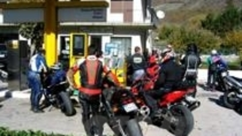 I racconti di Moto.it: &quot;Benzina sporca&quot;