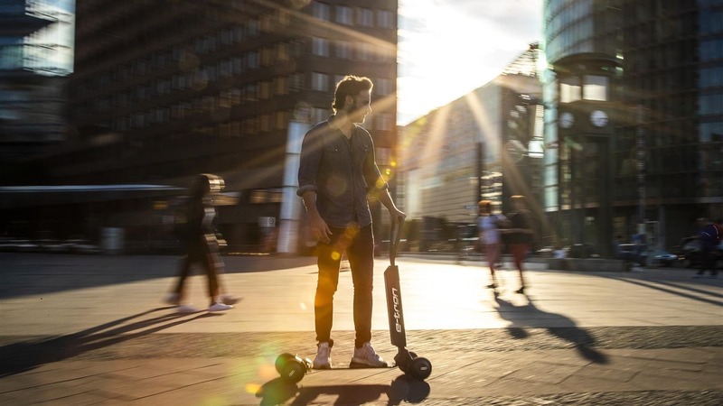 E-Tron Scooter, la risposta di Audi alla micromobilit&agrave; elettrica