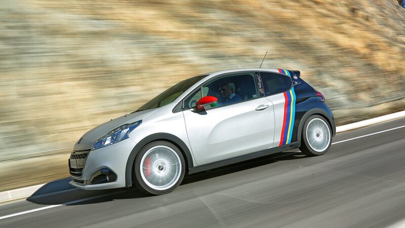 Peugeot 208 GTi/NOVE: omaggio ai successi del CIR [Video]