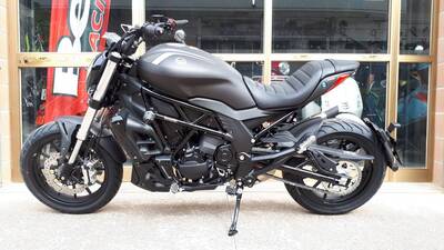 Benelli 502 C (2021 - 25) nuova