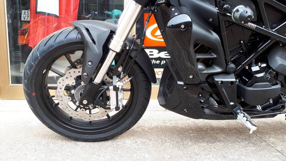 Benelli 502 C (2021 - 25) (3)