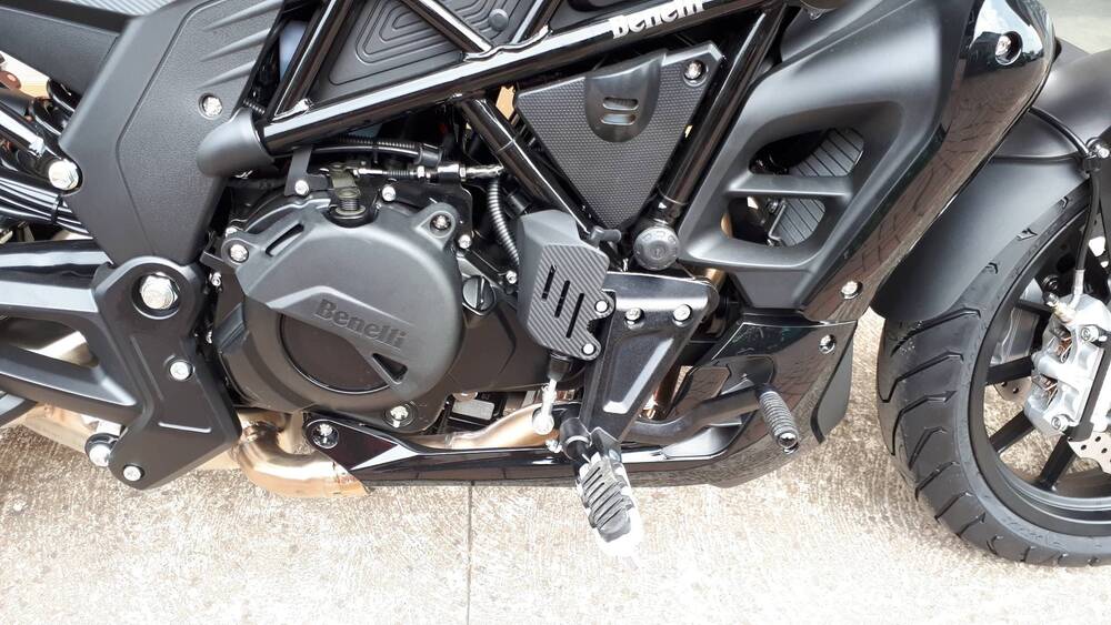 Benelli 502 C (2021 - 25) (15)