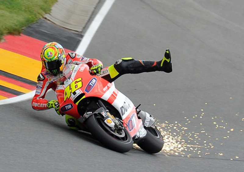 Prove libere. Sic il pi&ugrave; veloce, caduti Stoner, Pedrosa e Rossi