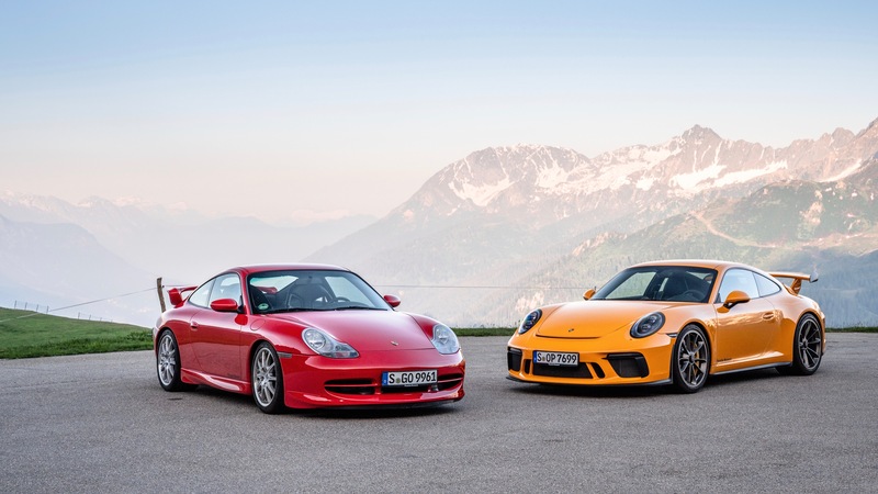 Buon compleanno, Porsche 911 GT3 [Video e Foto Gallery] 