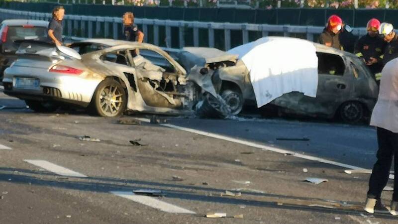 Dramma stradale a Senigallia, Incidente tra Porsche, Corsa e Panda: un morto [Foto gallery]