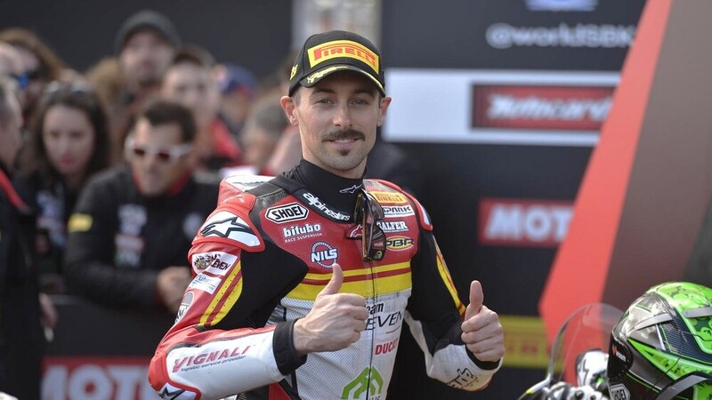 SBK 2020. Eugene Laverty firma con BMW