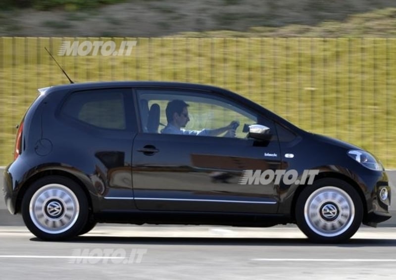 Volkswagen up! (2011-23) (23)