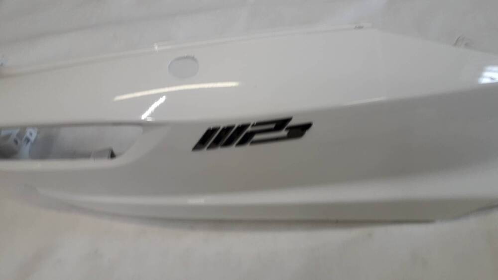 CARENA POSTERIORE PIAGGIO MP3 COLORE BIANCO 544 (2)