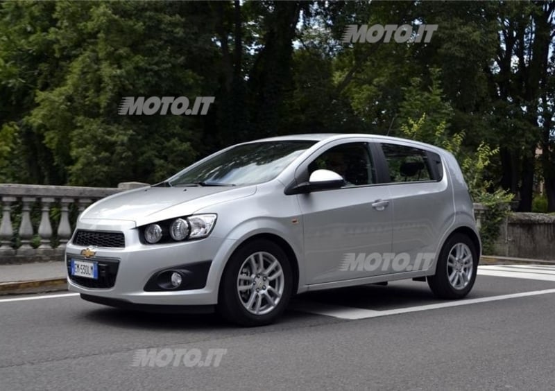 Chevrolet Aveo (2011-15) (10)