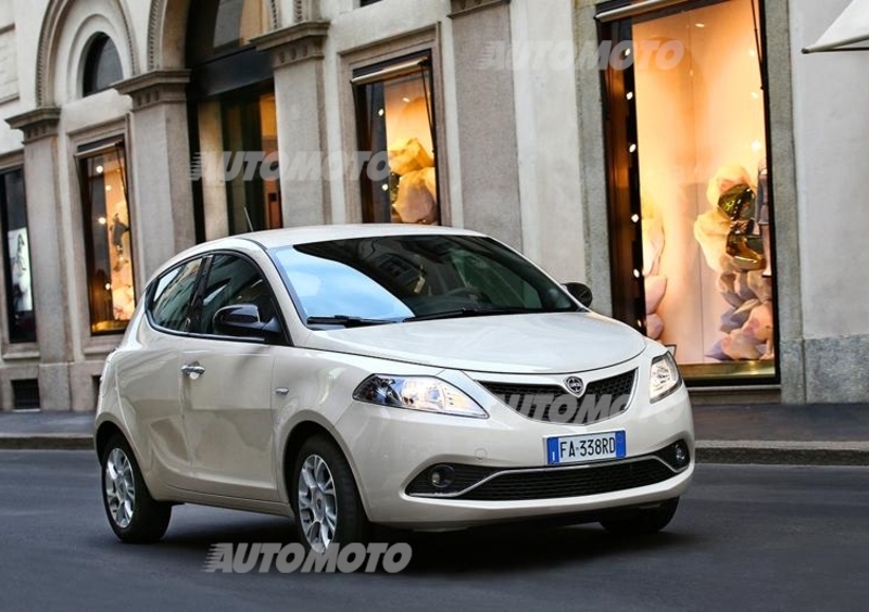 Lancia Ypsilon (2011-24) (25)