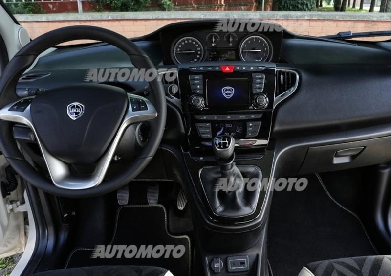 Lancia Ypsilon (2011-24) (35)