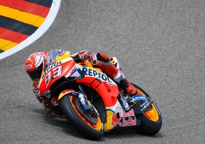 Marquez in piega a 70° in curva... Ci arriverà davvero?