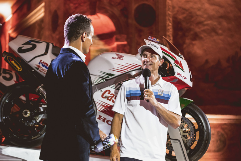 Colin Edwards intervistato da Alex Hofmann