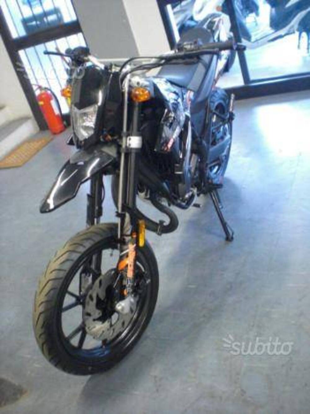 KSR Moto TR 50 SM 2T (2014 - 17) (3)