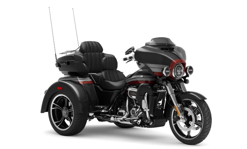 Harley-Davidson CVO - Custom Vehicle Operations 117 CVO Tri Glide Ultra (2020) - FLHTCUTGSE_AF