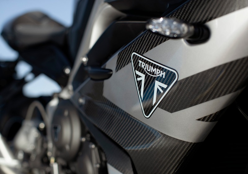 Triumph Daytona 765 Daytona 765 Moto2 (2019 - 20) (7)