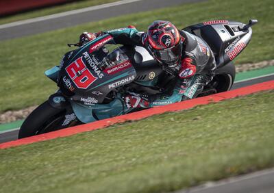 MotoGP 2019 a Silverstone. Fabio Quartararo leader del warm-up