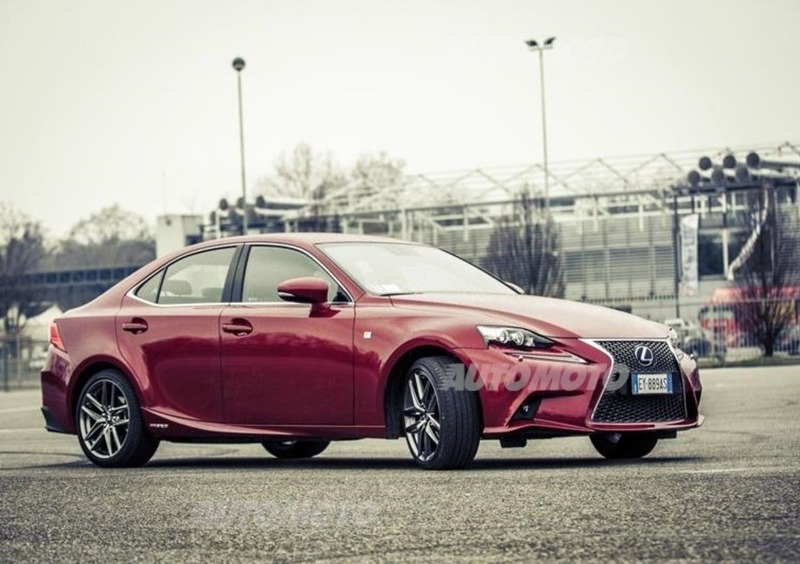 Lexus IS (2013-20)