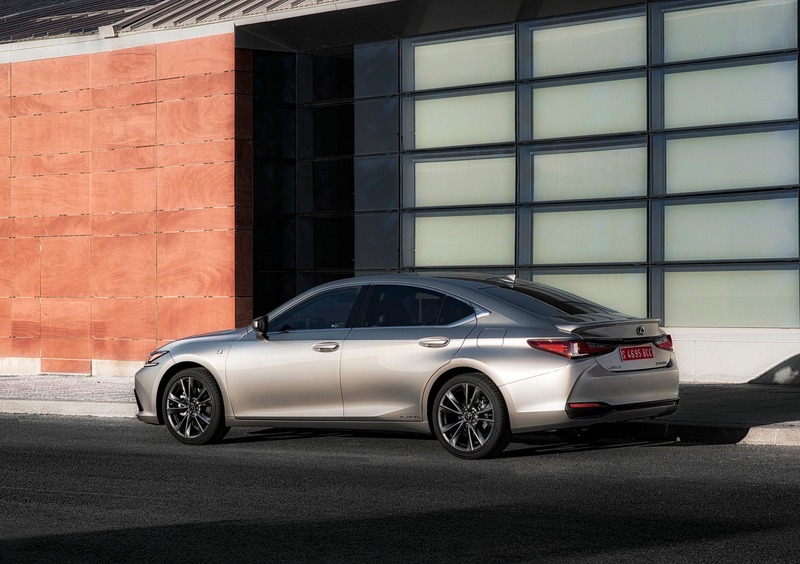 Lexus ES (10)