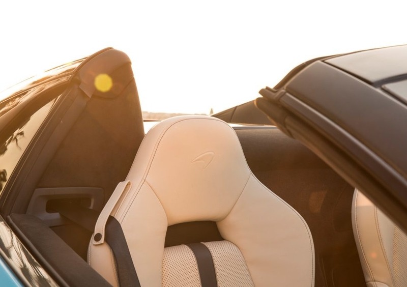 McLaren 570S Cabrio (2017-22) (21)