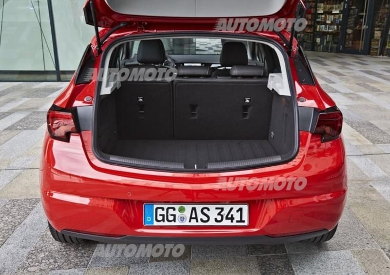 Opel Astra (2015-22) (43)