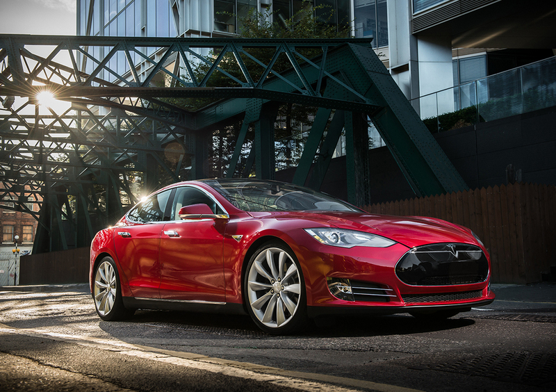 Tesla, arrivano le elaborazioni per la Model S