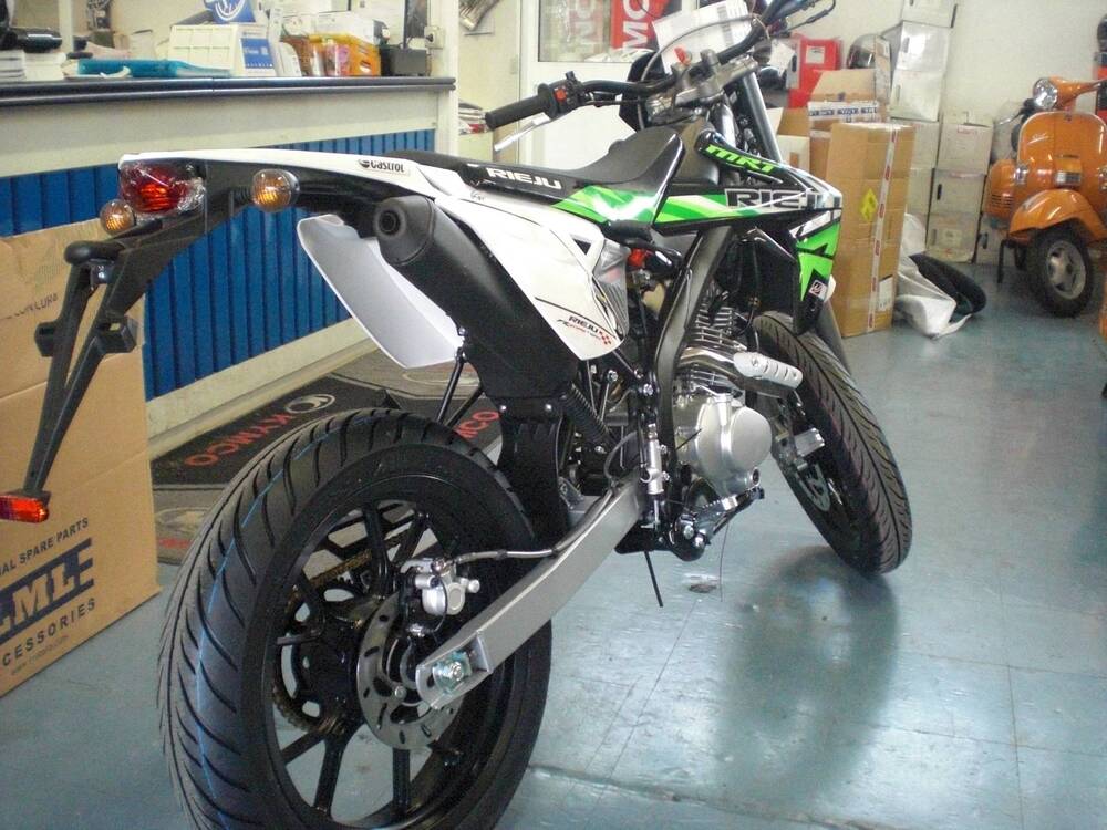 Rieju Marathon 125 Motard A.C. (2011 - 17) (2)