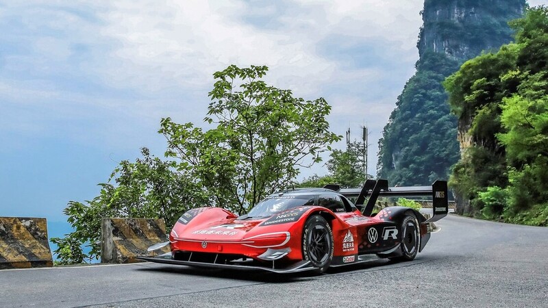 Volkswagen ID.R: &egrave; ancora record sulla Tianmen Mountain