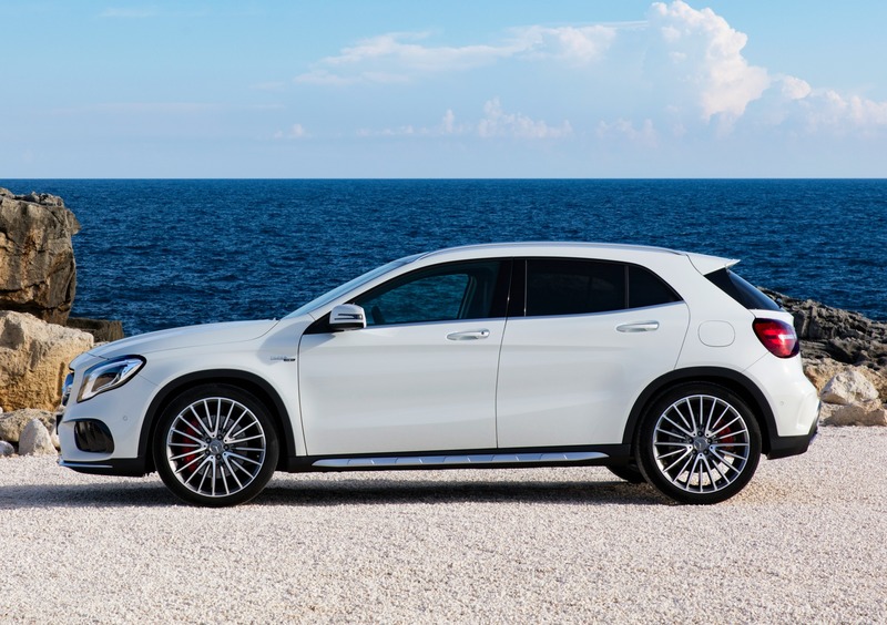 Mercedes-Benz GLA SUV (2013-20) (2)