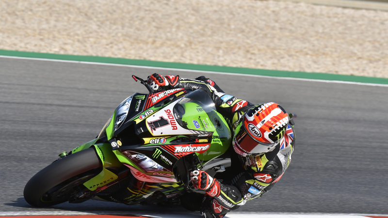 SBK 2019. Jonathan Rea si impone in Gara-1 a Portim&atilde;o