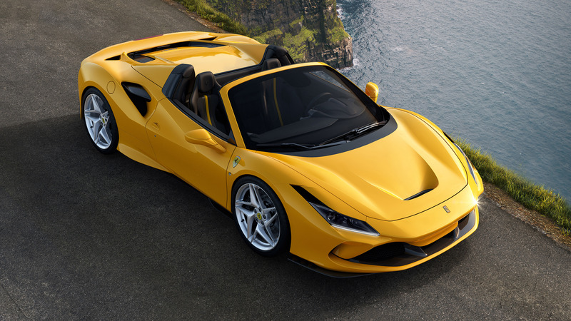 Ferrari F8 Spider 2020 | Linea Tributo e motore Pista da 720 CV [Video]