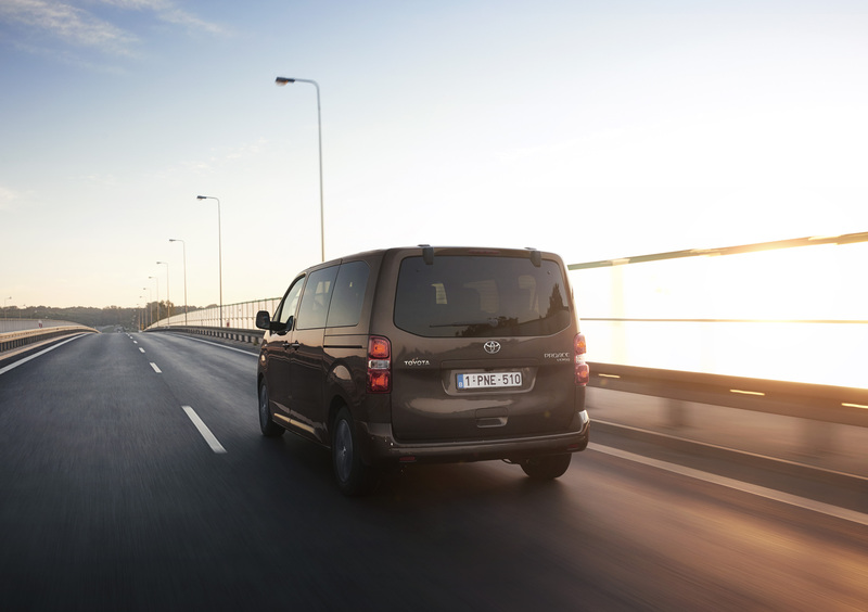 Toyota Proace Verso (2017-->>) (5)