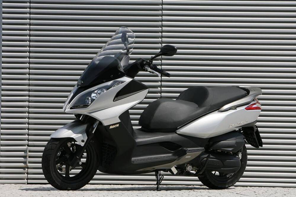 Kymco Downtown 300i ABS (2009 - 17) (3)