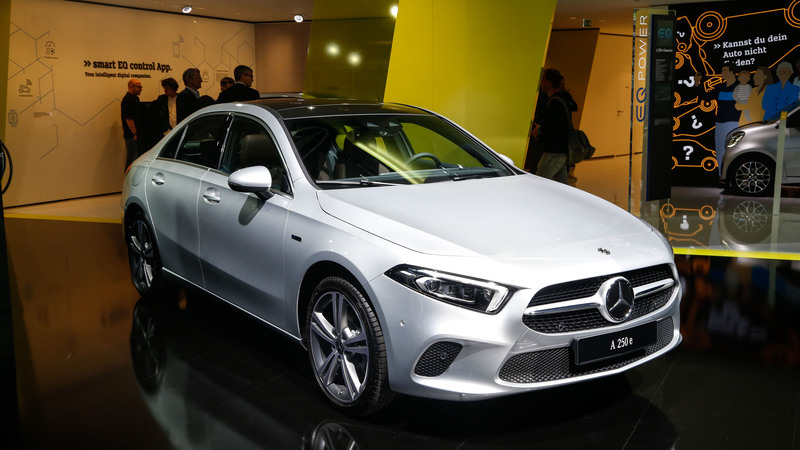 Mercedes Classe A e B 250e al Salone di Francoforte 2019 [Video]